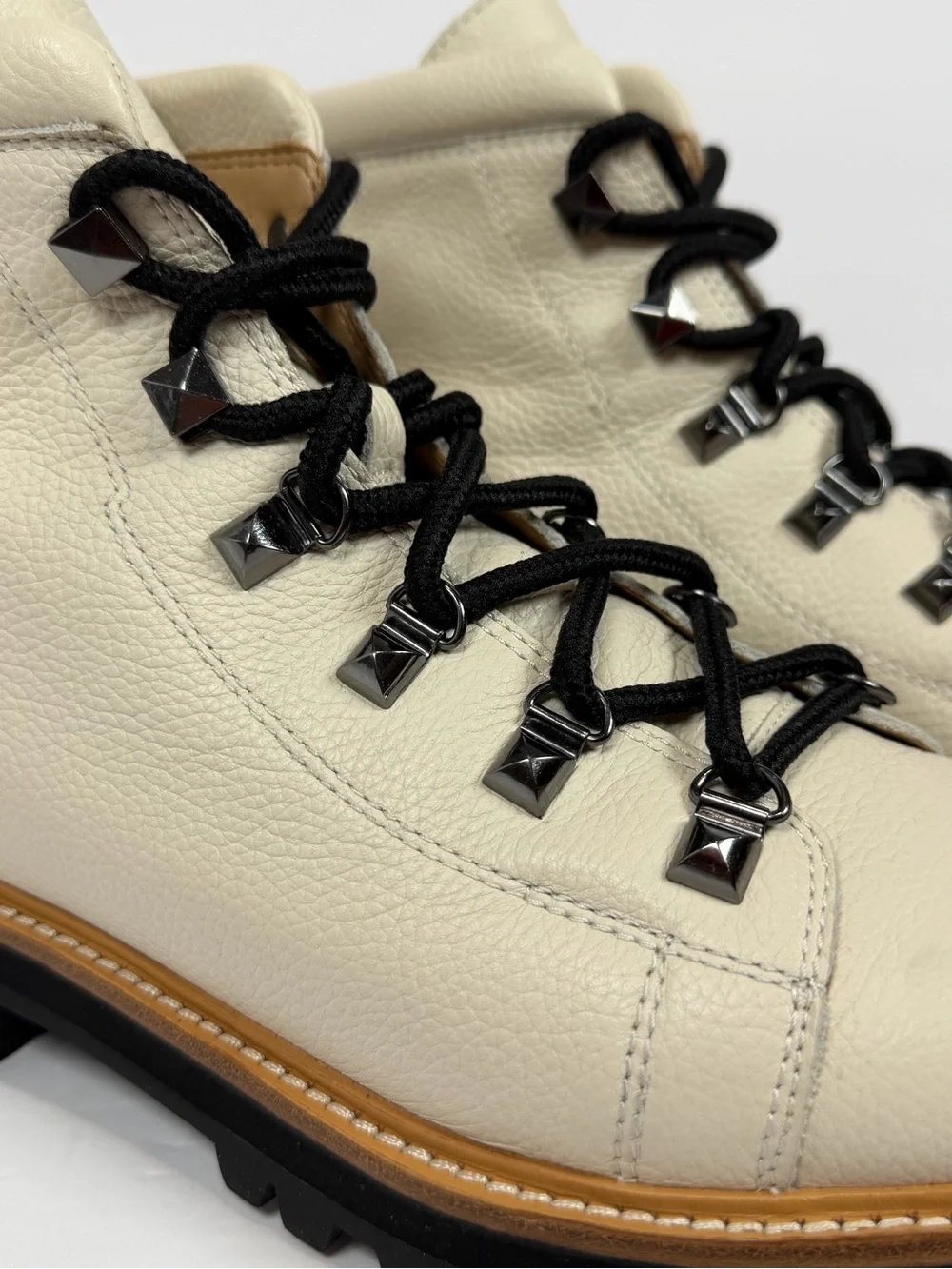 Marc Fisher Men’s Cream‎ Leather Upper Interior-Stamped Boot 11M